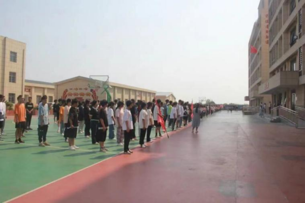 岳陽市江南通信職業(yè)技術(shù)學校,岳陽江南學校,岳陽江南通信學校,岳陽職業(yè)學校