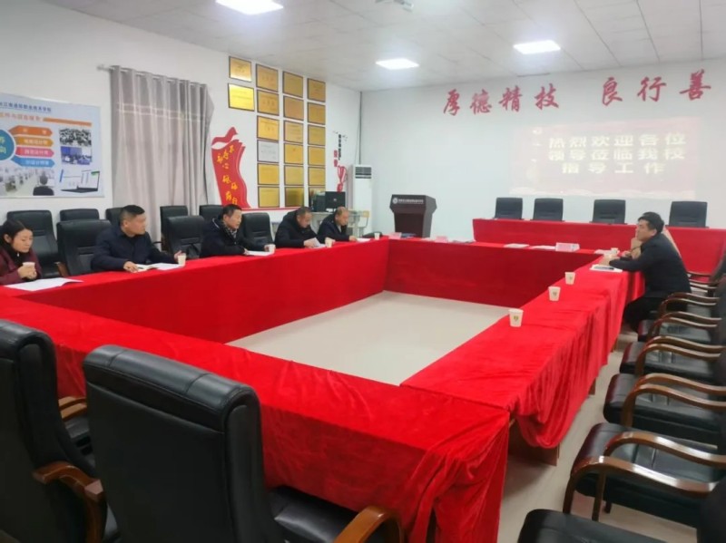 岳陽(yáng)市江南通信職業(yè)技術(shù)學(xué)校有限公司,岳陽(yáng)江南學(xué)校,岳陽(yáng)江南通信學(xué)校,岳陽(yáng)職業(yè)學(xué)校